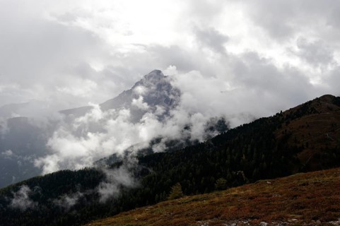 Peitlerkofel Mountain in the clouds