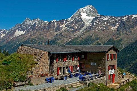 Krummenalp guesthaus at Loetschen Pass