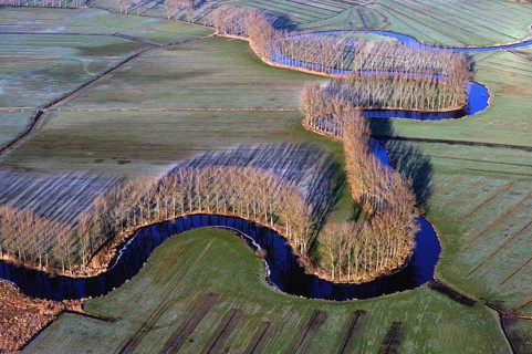 Schwinge River meandering through the Feldmark region
