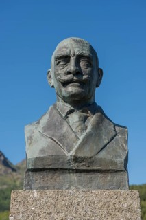 Monument for Knut Hamsun