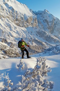 Man snowshoeing