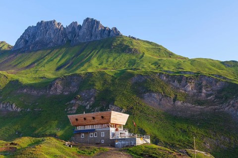 Capanna Corno Gries refuge