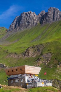 Capanna Corno Gries refuge