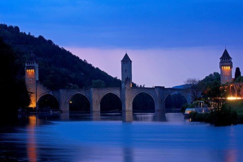 Pont Valentre bridge at dusk