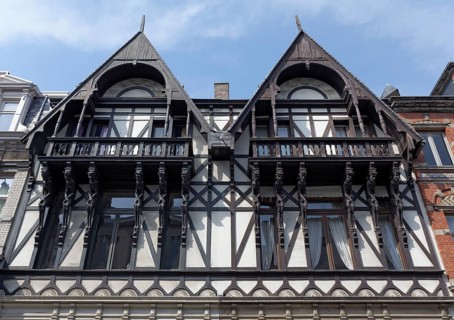 Twaalf Duivels or "Twelve Devils" building