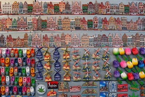Decorated souvenirs