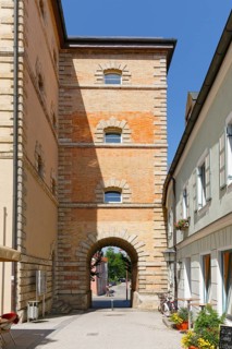 Gateway passage through the city walls