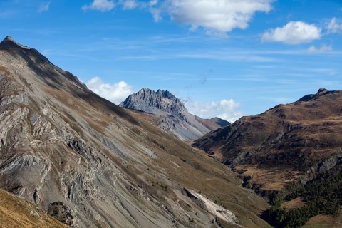 Valley Val Pila or Valle or Trela ??with Monte Pettini
