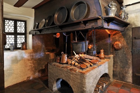 Kitchen from the 15th century