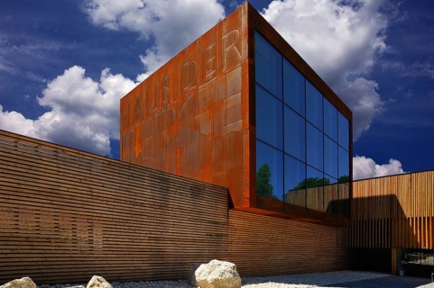 Haus der Berge building