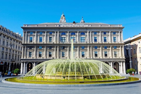 Fountain on the Piazza de Ferrari
