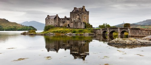 Eilean Donan Castle and its reflection