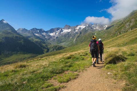 Hikers in Seewertal valley