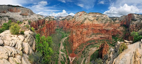 Panoramic views from the lookout at Angels Landing into Zion Canyon