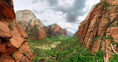 En route to Angels Landing on the West Rim Trail with views of the Great White Throne and Zion Valley