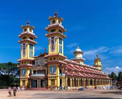 Cao Dai Temple