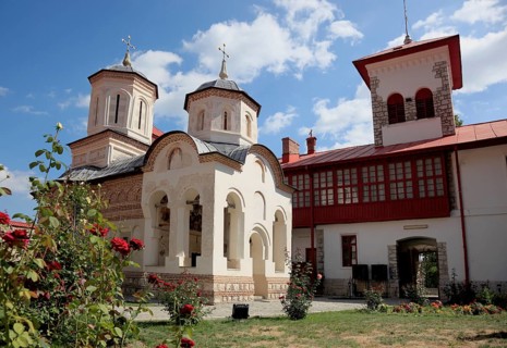 Arnota Monastery