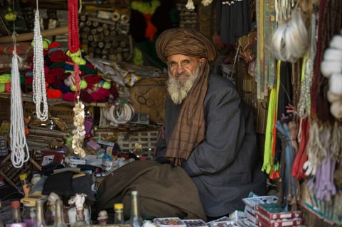 Merchant in the wool bazaar