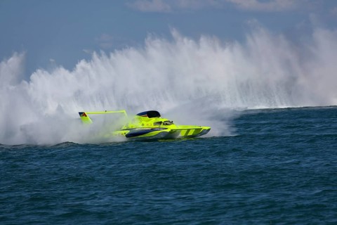 Hydroplane racing on the Detroit River