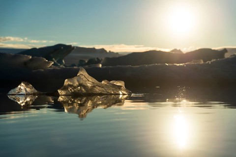 Pieces of ice in the evening light