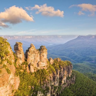 Three Sisters rock formation at Katoomba in the Blue Mountains