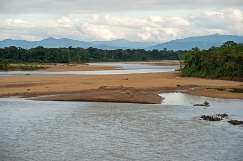 Flooded areas on the banks of the Tambopata River