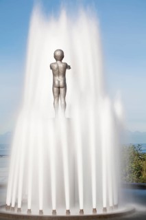 Fountain with the sculpture of a child