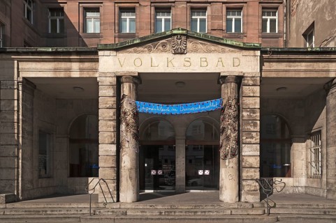 Entrance of the Volksbad public bath