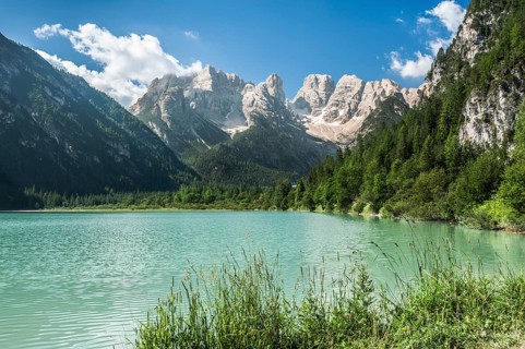 Durrensee lake in Hohlensteintal valley or Val di Landro