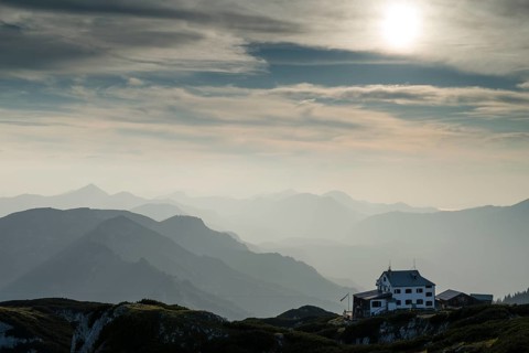 Stohrhaus refuge on Mt Berchtesgadener Hochthron
