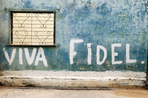Viva Fidel' lettering on a wall