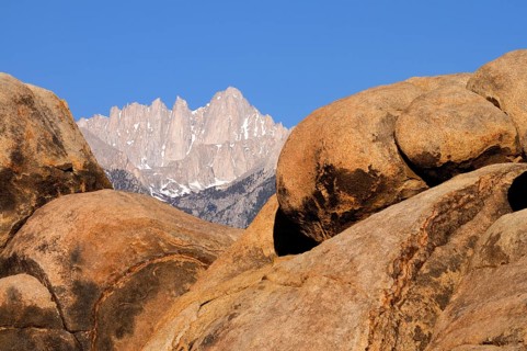 Round polished granite formations