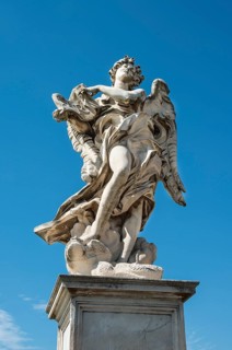 Angel statue on the Ponte Sant'Angelo
