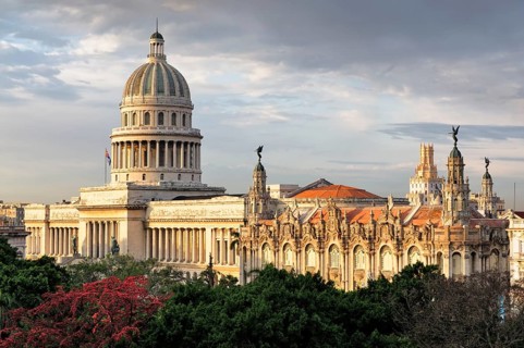 Parque Central on Paseo de Marti