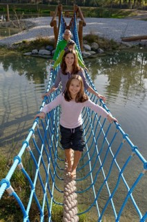 Family visiting the Erlebnispark Wasser Fisch Natur adventure park