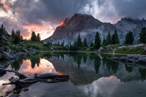 Evening atmosphere at Lake Lago de Limides and Lagazuoi