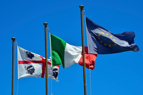 Waving Flags of Sardinia