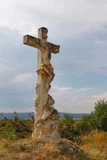 Stone cross next to the Rosalia Chapel
