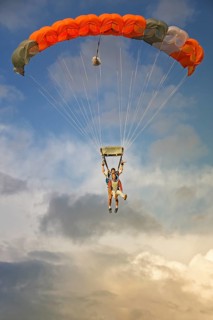 Tandem skydivers