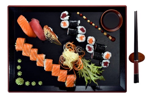 Sushi dish with Maki