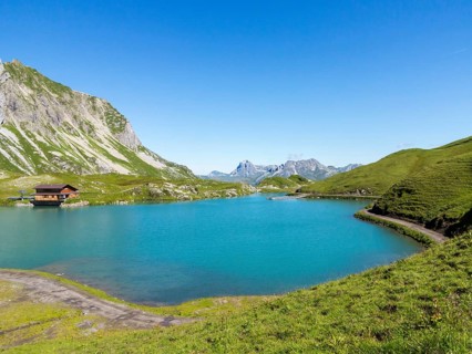 Zurser See lake