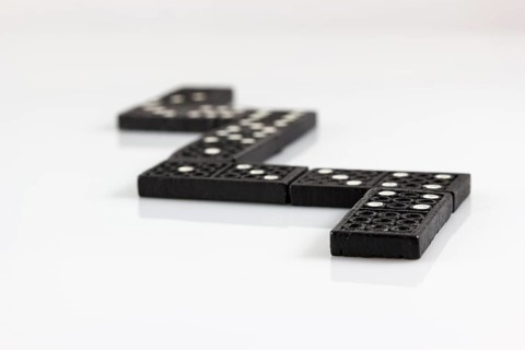 Dominoes