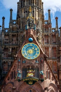 Clock with Emperor Charles IV. in the Mannleinlaufen mechanical clock