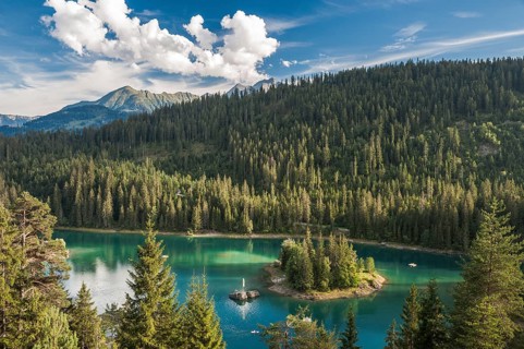 Lake Caumasee with island