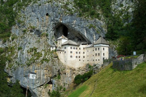 Predjama Castle