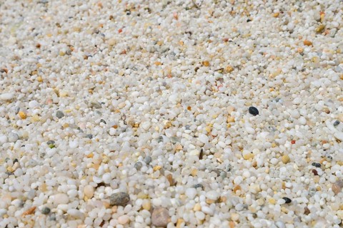 Quartz sand in rice size on Is Arutas beach