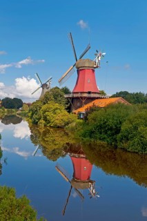 Greetsiel twin windmills