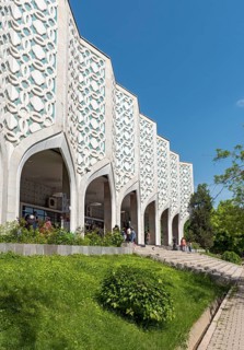 Building of Central Exhibition Hall Of Academy Of Arts