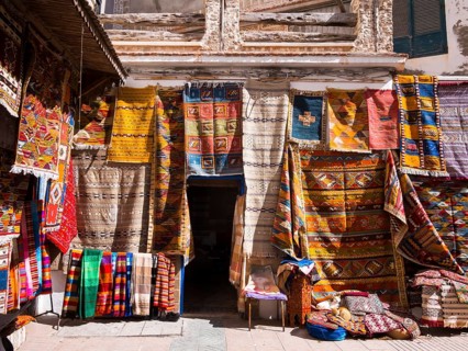 Carpet dealers in the historic centre