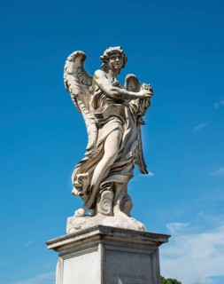 Angel statue wearing crown of thorns on the Ponte Sant'Angelo